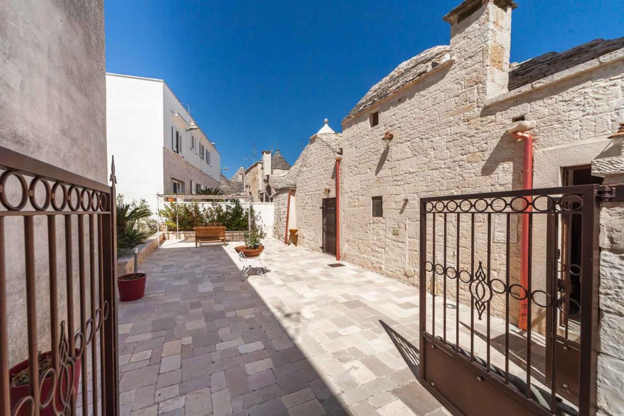 La Corte Di Ercole Alberobello Exterior photo